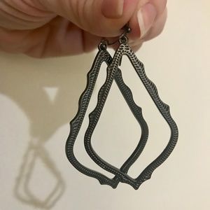 EUC Kendra Scott Sophie Earrings in Gunmetal